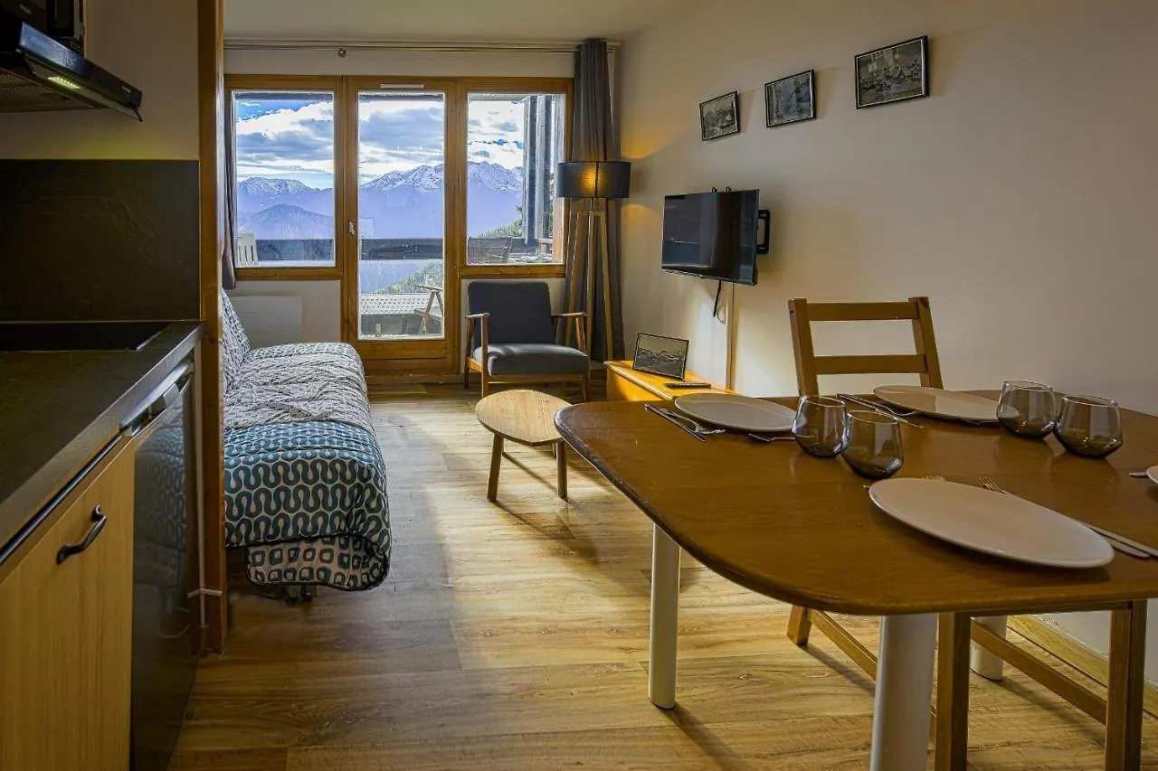 Studio With Panoramic View In Huez - Welkeys Apartment